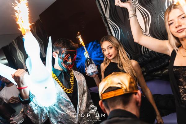 TAYLOR MEGA all'Opium Club, discoteca di Pordenone &ndash; foto 2