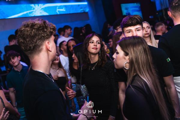 TAYLOR MEGA all'Opium Club, discoteca di Pordenone &ndash; foto 26