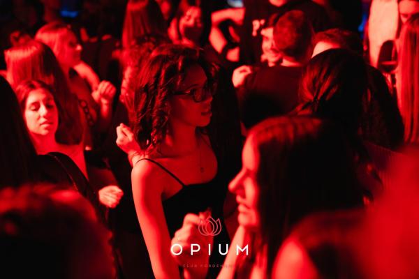 Senorita all'Opium Club, discoteca di Pordenone &ndash; foto 7