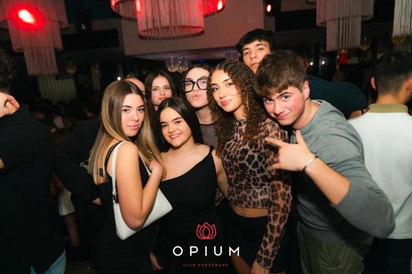Nerissima Serpe all'Opium Club, discoteca di Pordenone &ndash; foto 11
