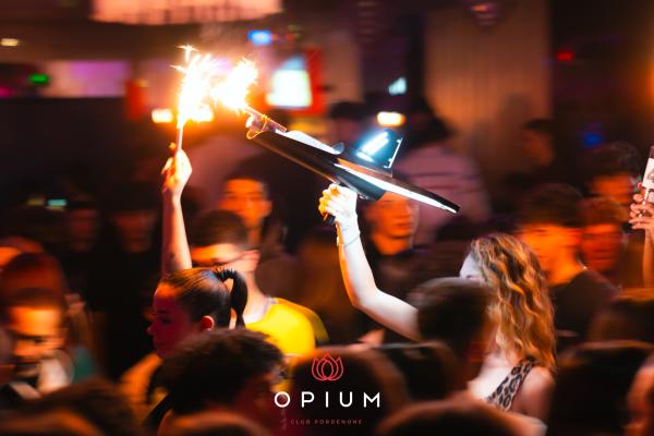 Nerissima Serpe all'Opium Club, discoteca di Pordenone &ndash; foto 22