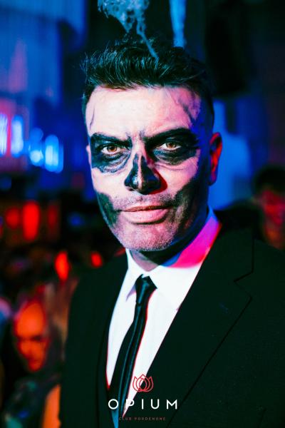 Halloween Italiano all'Opium Club, discoteca di Pordenone &ndash; foto 51