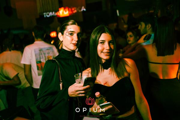 Halloween Italiano all'Opium Club, discoteca di Pordenone &ndash; foto 54