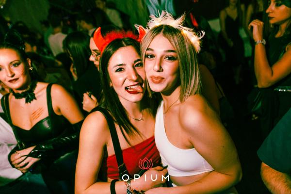 Halloween Italiano all'Opium Club, discoteca di Pordenone &ndash; foto 69