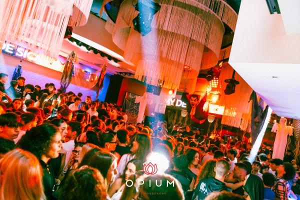 Halloween Italiano all'Opium Club, discoteca di Pordenone &ndash; foto 70