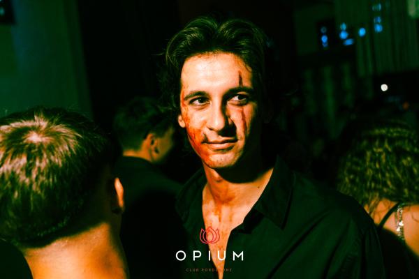 Halloween Italiano all'Opium Club, discoteca di Pordenone &ndash; foto 81