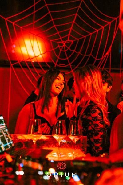 Halloween Italiano all'Opium Club, discoteca di Pordenone &ndash; foto 89