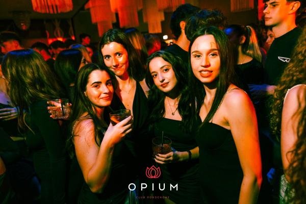Halloween Italiano all'Opium Club, discoteca di Pordenone &ndash; foto 100