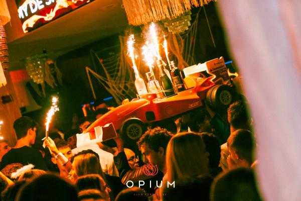 Halloween Italiano all'Opium Club, discoteca di Pordenone &ndash; foto 114