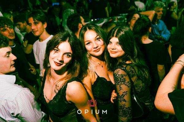 Halloween Italiano all'Opium Club, discoteca di Pordenone &ndash; foto 119