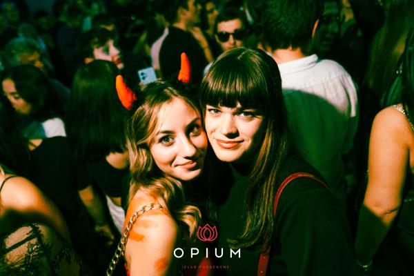 Halloween Italiano all'Opium Club, discoteca di Pordenone &ndash; foto 120