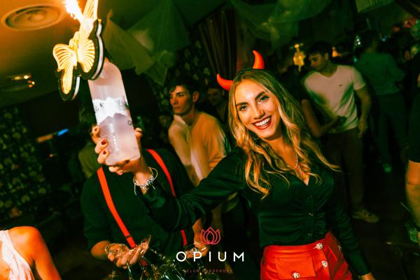Halloween Italiano all'Opium Club, discoteca di Pordenone &ndash; foto 129