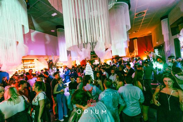 Halloween Italiano all'Opium Club, discoteca di Pordenone &ndash; foto 152