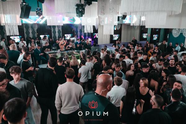 Girl Power all'Opium Club, discoteca di Pordenone &ndash; foto 68