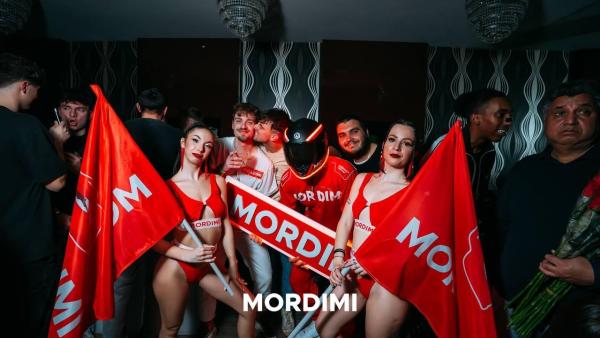 Mordimi all'Opium Club, discoteca di Pordenone &ndash; foto 38