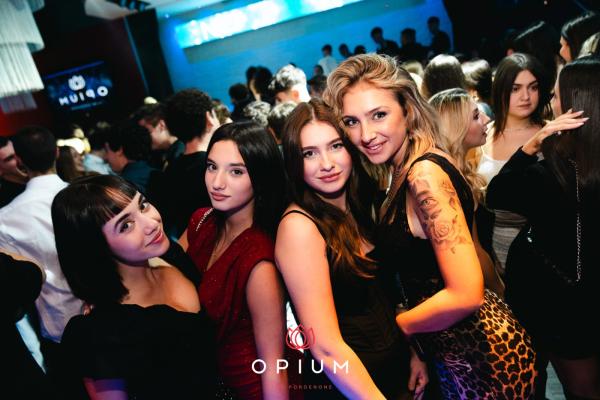 Opening all'Opium Club, discoteca di Pordenone &ndash; foto 6