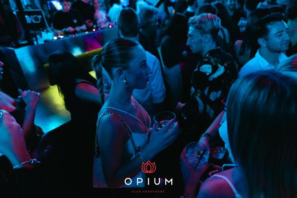 Opening all'Opium Club, discoteca di Pordenone &ndash; foto 16