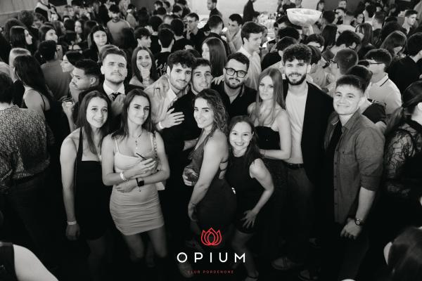 Opening all'Opium Club, discoteca di Pordenone &ndash; foto 17