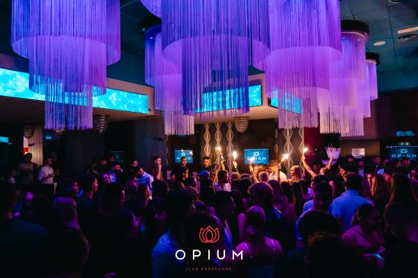 Opening all'Opium Club, discoteca di Pordenone &ndash; foto 18