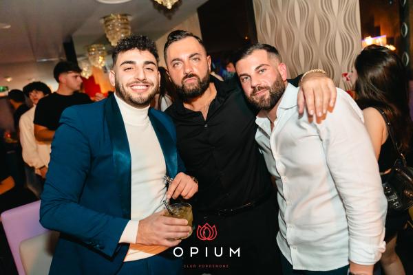 Opening all'Opium Club, discoteca di Pordenone &ndash; foto 82