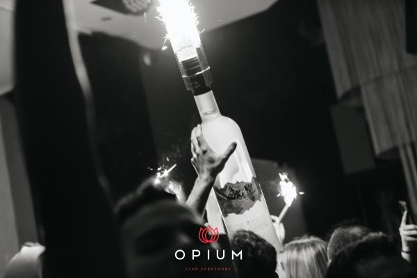 Opening all'Opium Club, discoteca di Pordenone &ndash; foto 83