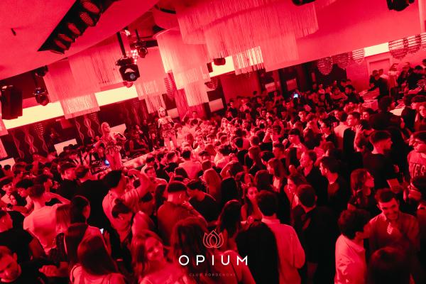 Opening all'Opium Club, discoteca di Pordenone &ndash; foto 89