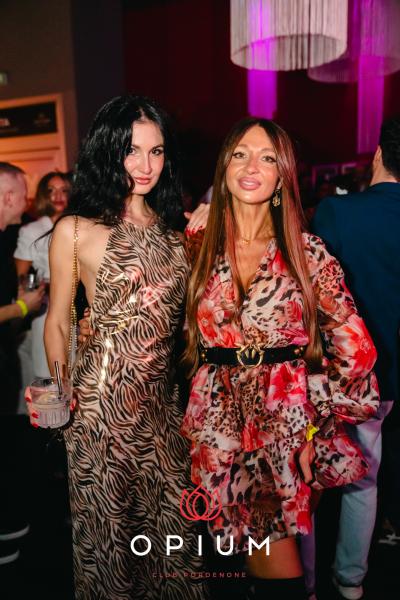 Opening all'Opium Club, discoteca di Pordenone &ndash; foto 111