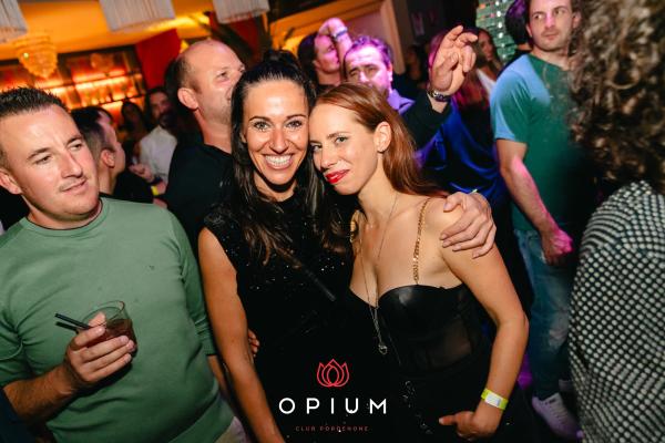 Opening all'Opium Club, discoteca di Pordenone &ndash; foto 112