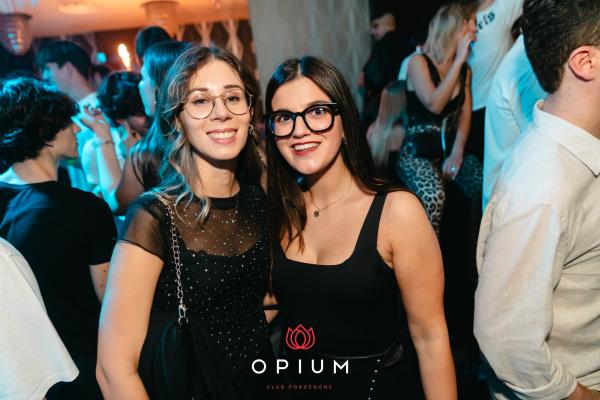 Opening all'Opium Club, discoteca di Pordenone &ndash; foto 125