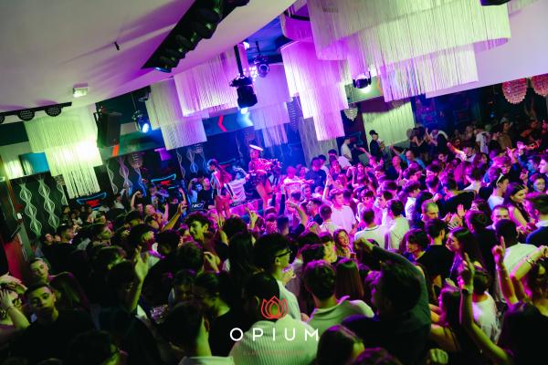 Opening all'Opium Club, discoteca di Pordenone &ndash; foto 164