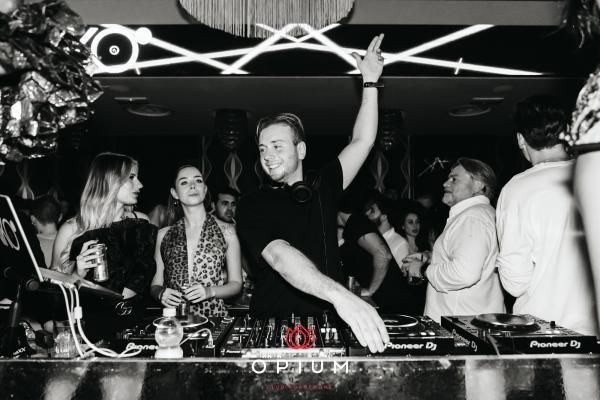 Opening all'Opium Club, discoteca di Pordenone &ndash; foto 192