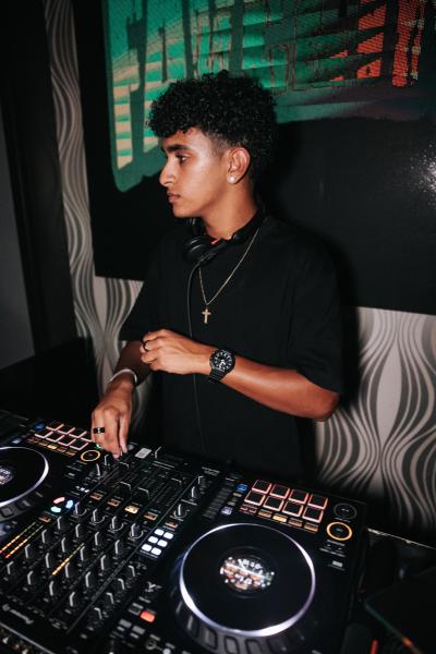 Opening Act all'Opium Club, discoteca di Pordenone &ndash; foto 15