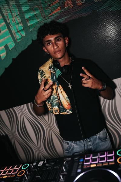 Opening Act all'Opium Club, discoteca di Pordenone &ndash; foto 17