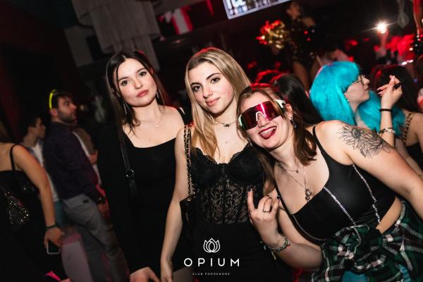 100 giorni all'Opium Club, discoteca di Pordenone &ndash; foto 31