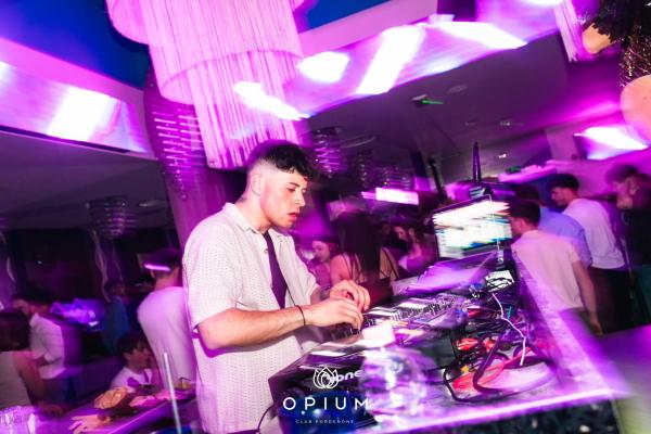 100 giorni all'Opium Club, discoteca di Pordenone &ndash; foto 34