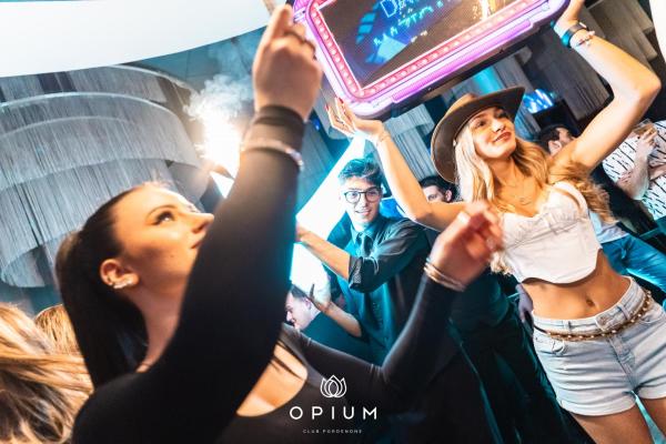 100 giorni all'Opium Club, discoteca di Pordenone &ndash; foto 96