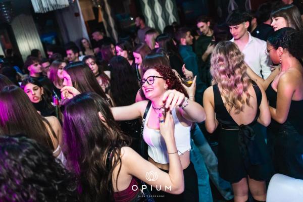 100 giorni all'Opium Club, discoteca di Pordenone &ndash; foto 169