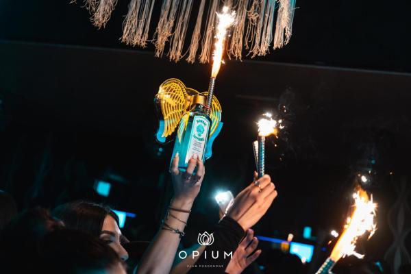 100 giorni all'Opium Club, discoteca di Pordenone &ndash; foto 4