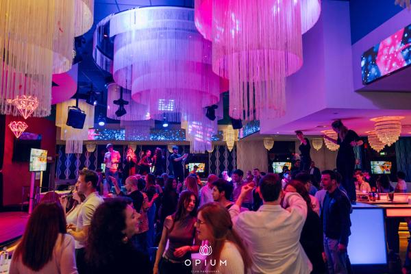 KARE.OCHE all'Opium Club, discoteca di Pordenone &ndash; foto 27