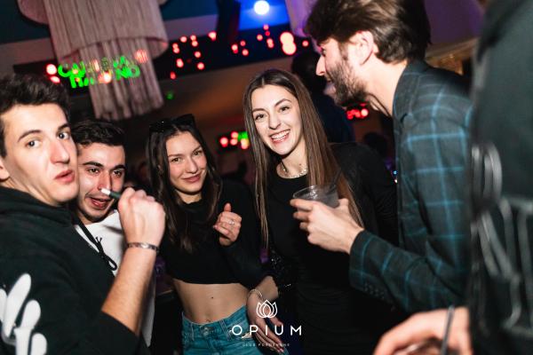 CARNEVALE ITALIANO all'Opium Club, discoteca di Pordenone &ndash; foto 21