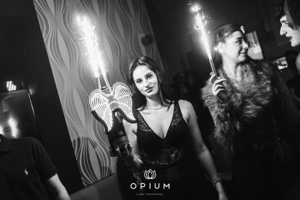 CARNEVALE ITALIANO all'Opium Club, discoteca di Pordenone &ndash; foto 29