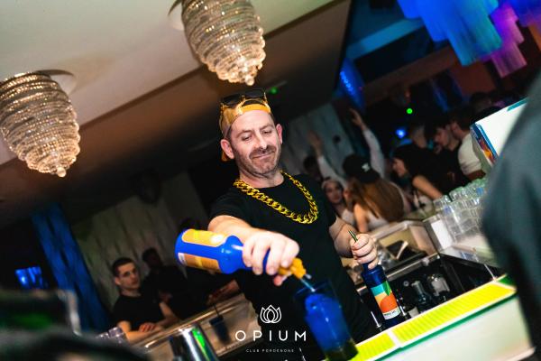 CARNEVALE ITALIANO all'Opium Club, discoteca di Pordenone &ndash; foto 36