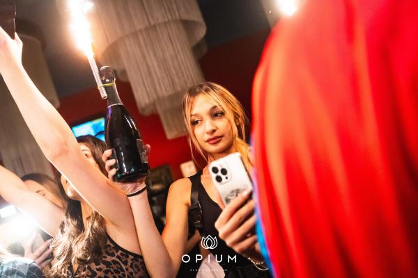 CARNEVALE ITALIANO all'Opium Club, discoteca di Pordenone &ndash; foto 50