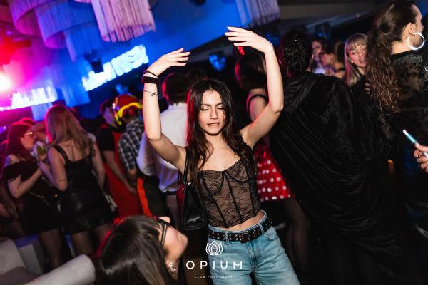 CARNEVALE ITALIANO all'Opium Club, discoteca di Pordenone &ndash; foto 55