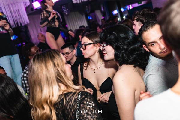 2000 HIT all'Opium Club, discoteca di Pordenone &ndash; foto 37