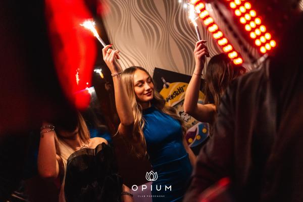 2000 HIT all'Opium Club, discoteca di Pordenone &ndash; foto 70