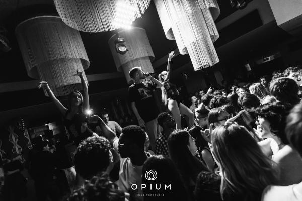 2000 HIT all'Opium Club, discoteca di Pordenone &ndash; foto 81