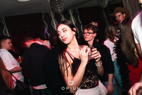 2000 HIT all'Opium Club, discoteca di Pordenone &ndash; foto 122