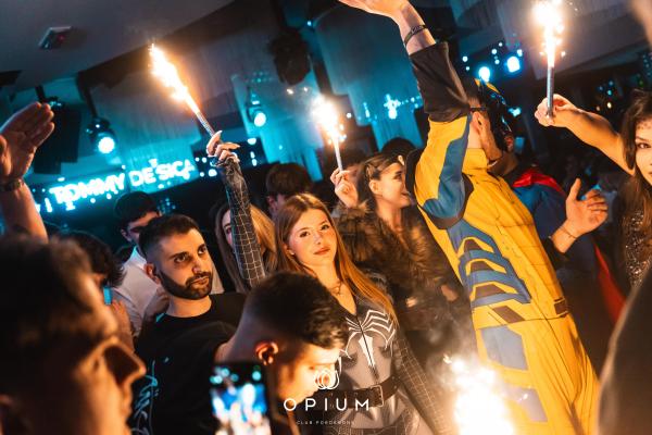 2000 HIT all'Opium Club, discoteca di Pordenone &ndash; foto 144
