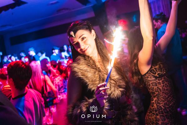 2000 HIT all'Opium Club, discoteca di Pordenone &ndash; foto 155